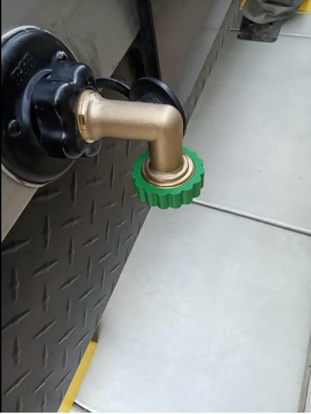 Lead-Free Brass 90°Hose Elbow Fitting,90 Degree Hose Saver Green Quick Swivel Connect Adapter,Thread Size 3/4" Connectors,Hose Protector with Water Filter 1 Pc