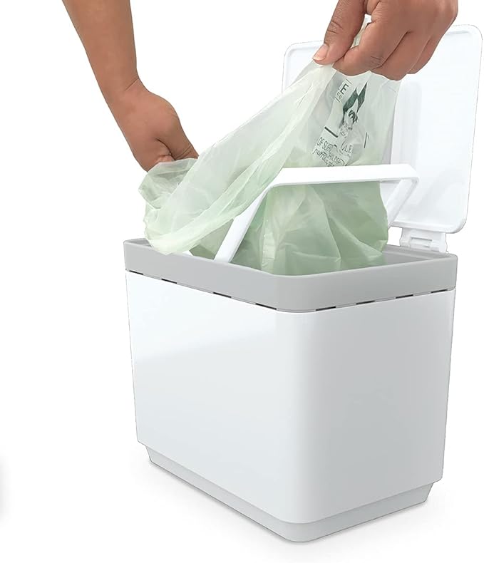 Glad Compost Bin for Kitchen, 1.5 Gallon | Plastic Container with Removable Inner Basket, Bag Storage Holder, and Carbon Odor Blocking Filters, White