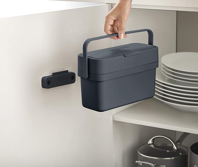 Joseph Joseph Compo Mountable Food Waste Caddy, Easy-Fill with Adjustable Air Vent Compost Bin, 4 Liters/1 Gallon, Graphite
