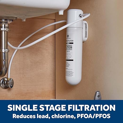 GE Single Stage Under Sink Water Filtration System, Reduces 95+ Impurities Including Lead, Chlorine, Arsenic, & PFOA/PFOS, Easy Installation with Included Kit, Twist & Lock Design, GXK140TNN