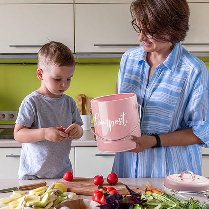 Compost Bin Kitchen, 1.3 Gallon Farmhouse Kitchen Compost Bin Countertop, Indoor Countertop Compost Bucket with Lid and Charcoal Filters, Pink