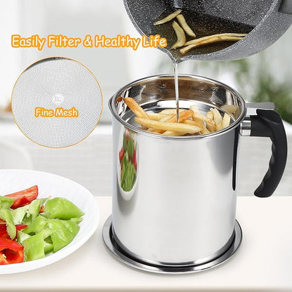 Kaemi 2.2L / 74OZ Bacon Grease Container With Strainer, Bacon Grease Keeper,Oil Storage Container for Kitchen,Filtered Oil Jug With Lid and Easy Grip Handle for Storing Meat Frying and Cooking Oil