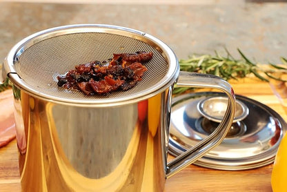 Bacon Grease Container with Strainer, Stainless Steel Oil Storage Can Container with Fine Mesh Strainer Fat Container Pot with Filter Screen, 1.25 QT / 5 Cups Grease Keeper Cooking Oil Keeper